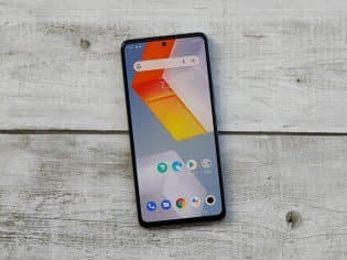 iQOO 9 SE in for review
-Techweu