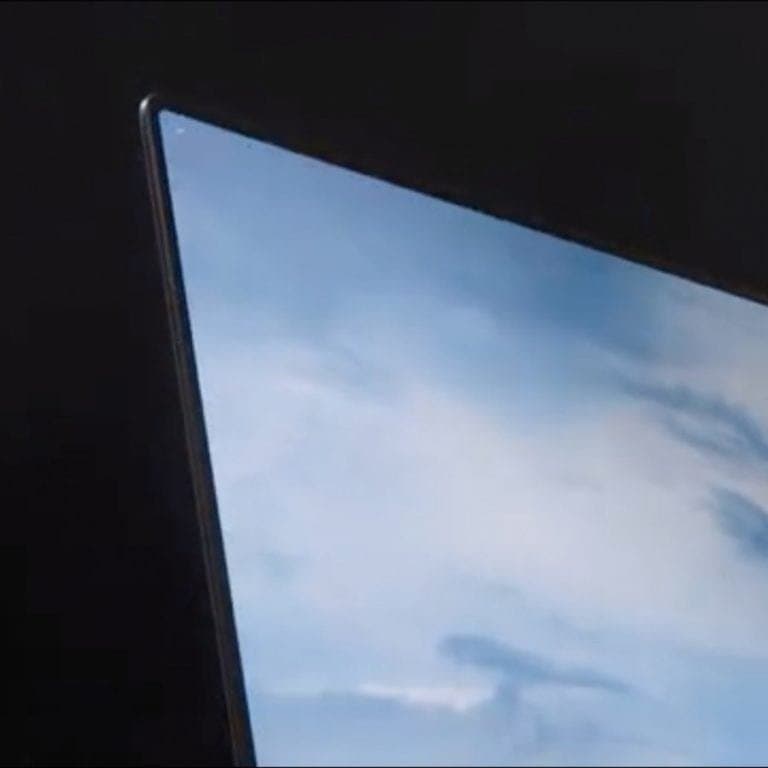 Samsung-trials-under-display-camera-on-BladeBlaze-laptop-before-phone-debut