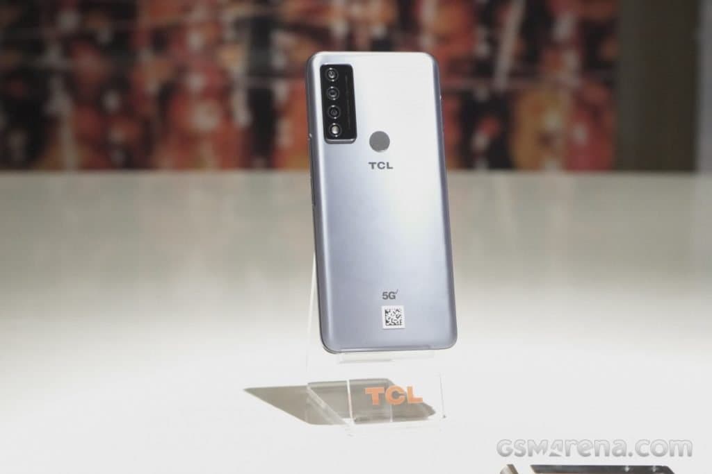 Verizon now has the TCL 30 V 5G for $300
-Techweu