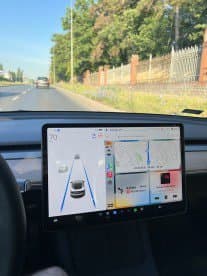 You can now use CarPlay in your Tesla – and it only takes two Raspberry Pis to do it
-Techweu