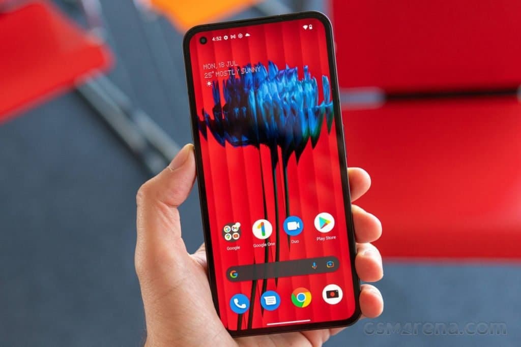 Nothing Phone (1)’s screen isn’t as bright as initially advertised, but could get there in the future
-Techweu