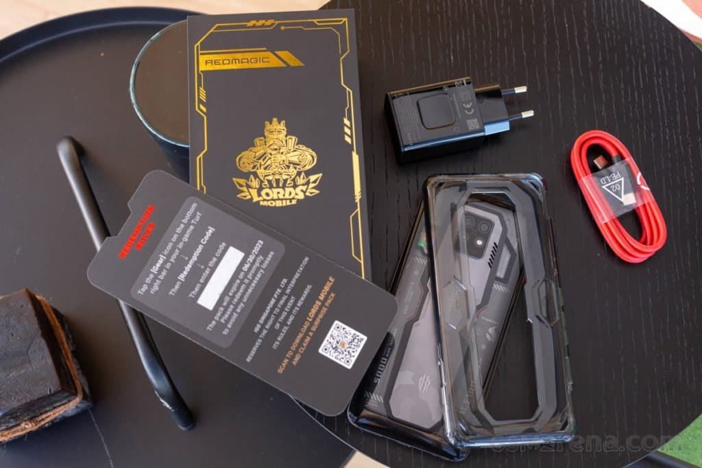 Red Magic 7S Pro Supernova Lords Mobile limited edition hands-on
-Techweu