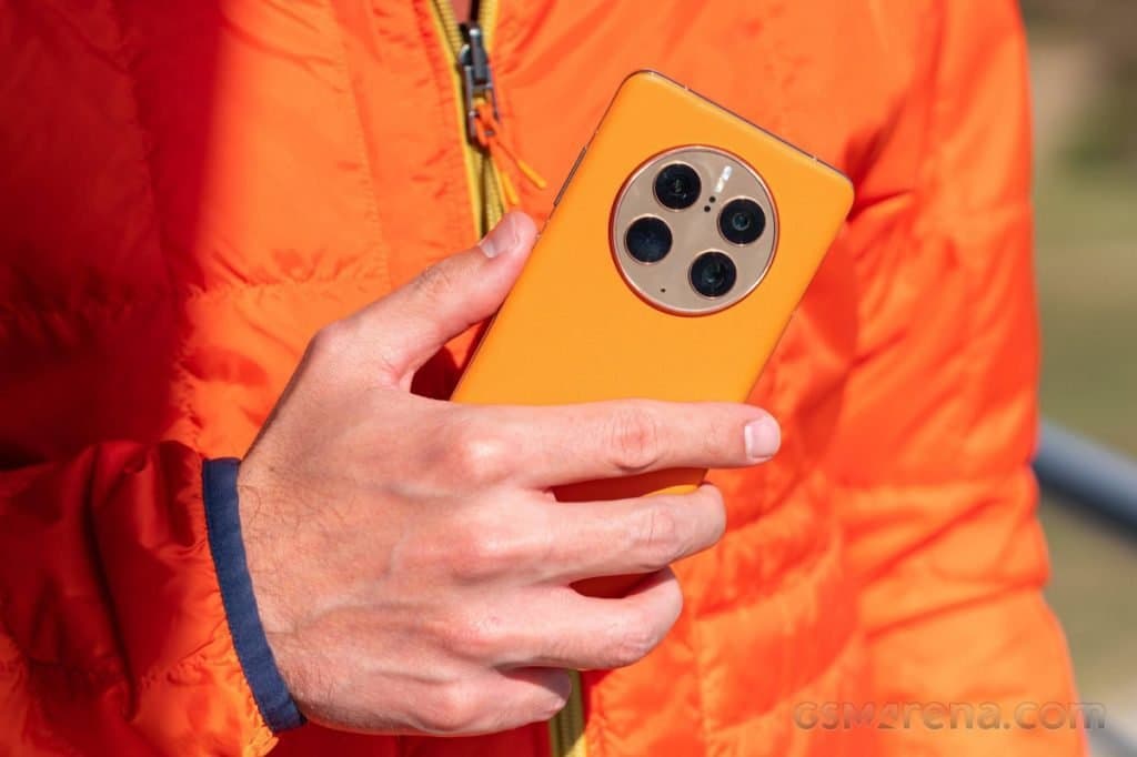 Our Huawei Mate 50 Pro video review is up
-Techweu