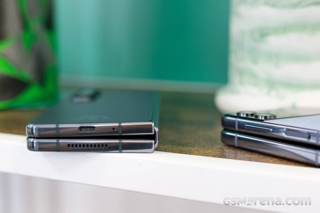 Samsung execs confident Apple will launch its first foldable device in 2024
-Techweu