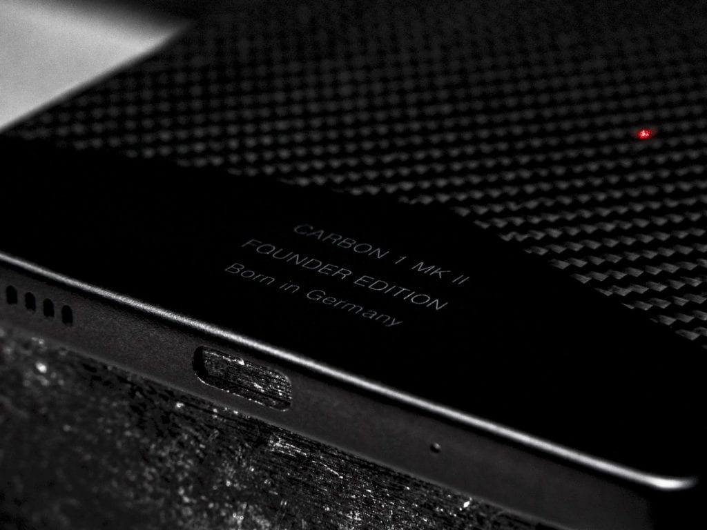 Carbon 1 MK II is first phone in the world with a carbon fiber monocoque 21