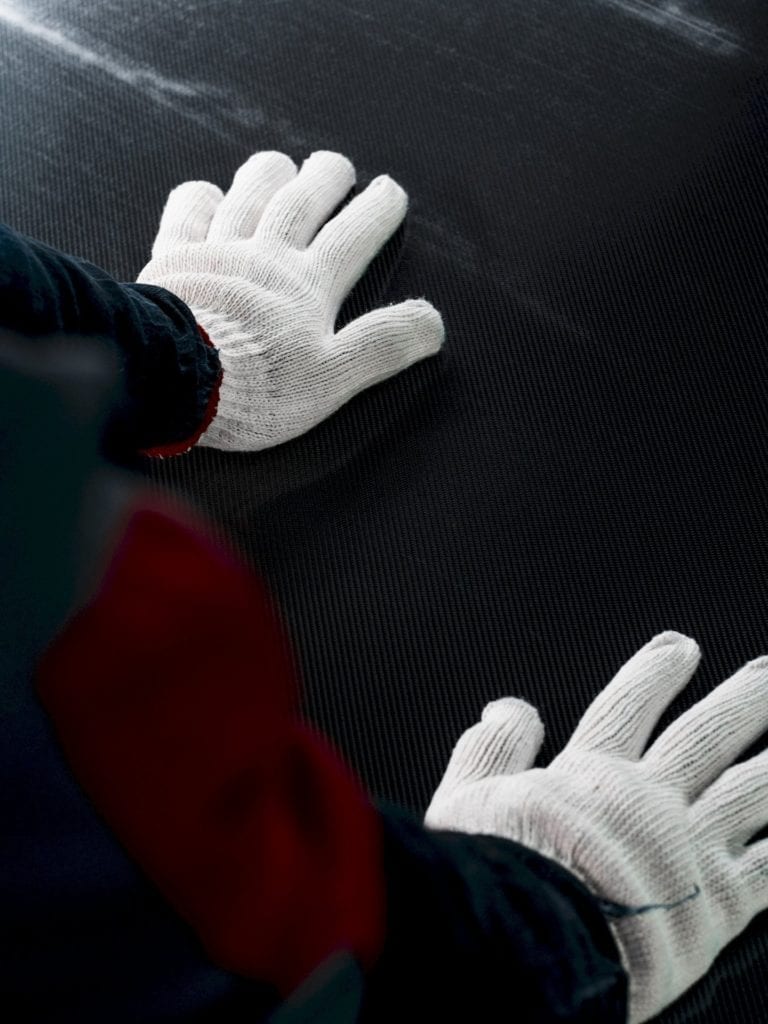 Carbon 1 MK II is first phone in the world with a carbon fiber monocoque 5