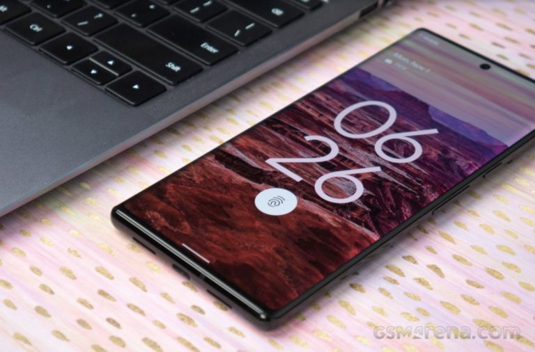 Google finally pushes OTA update to Pixel 6 and 6 Pro after failed December update

-Techweu