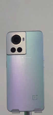 OnePlus Ace in live photos