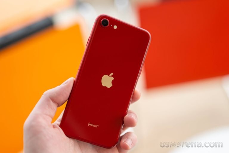 Apple looking to diversify its memory chip supply chain
-Techweu