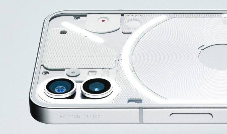 A hundred limited edition Nothing phone (1) units go up on auction today
-Techweu