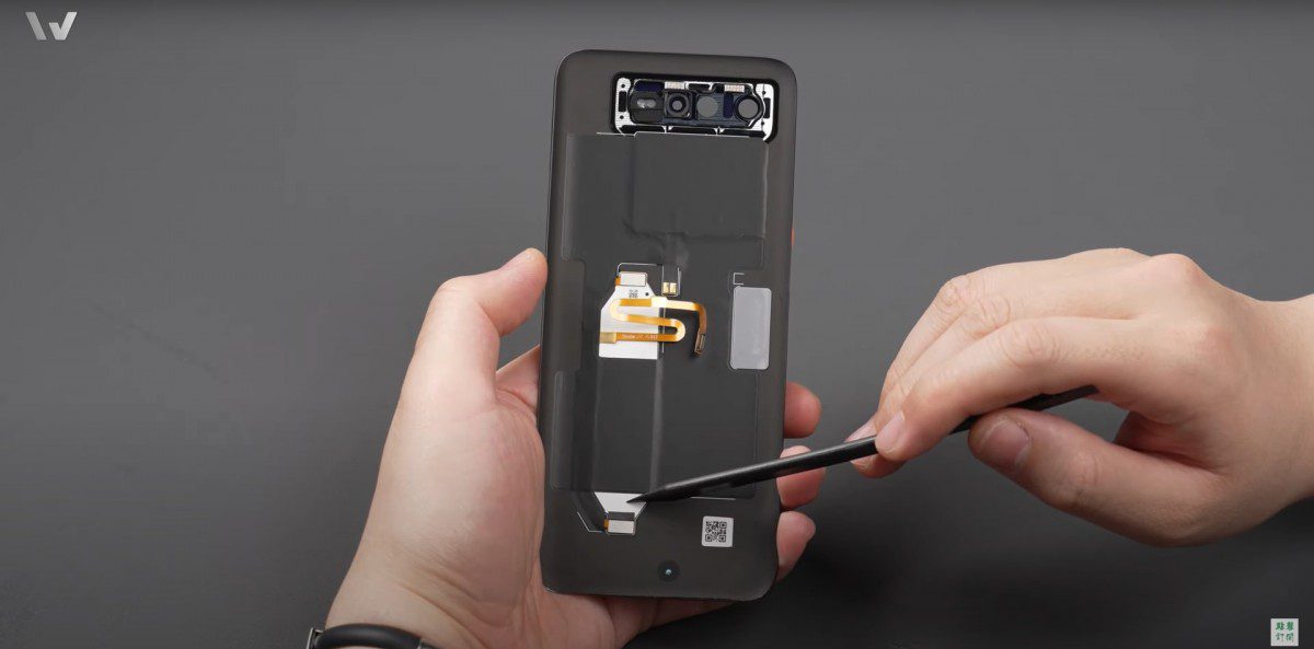 The Asus ROG Phone 6 has RGB lighting for the ROG logo on the back