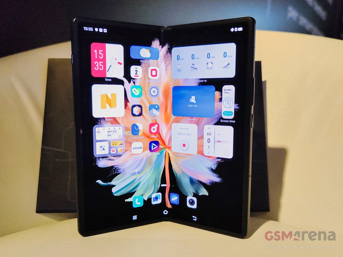 vivo X Fold hands-on