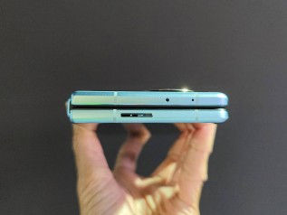 vivo X Fold features a USB-C port, two speakers, and an IR blaster